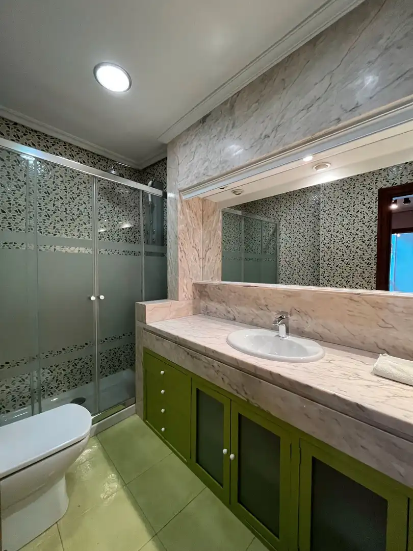 Houses for sale in Calle Coria, Centro Ciudad