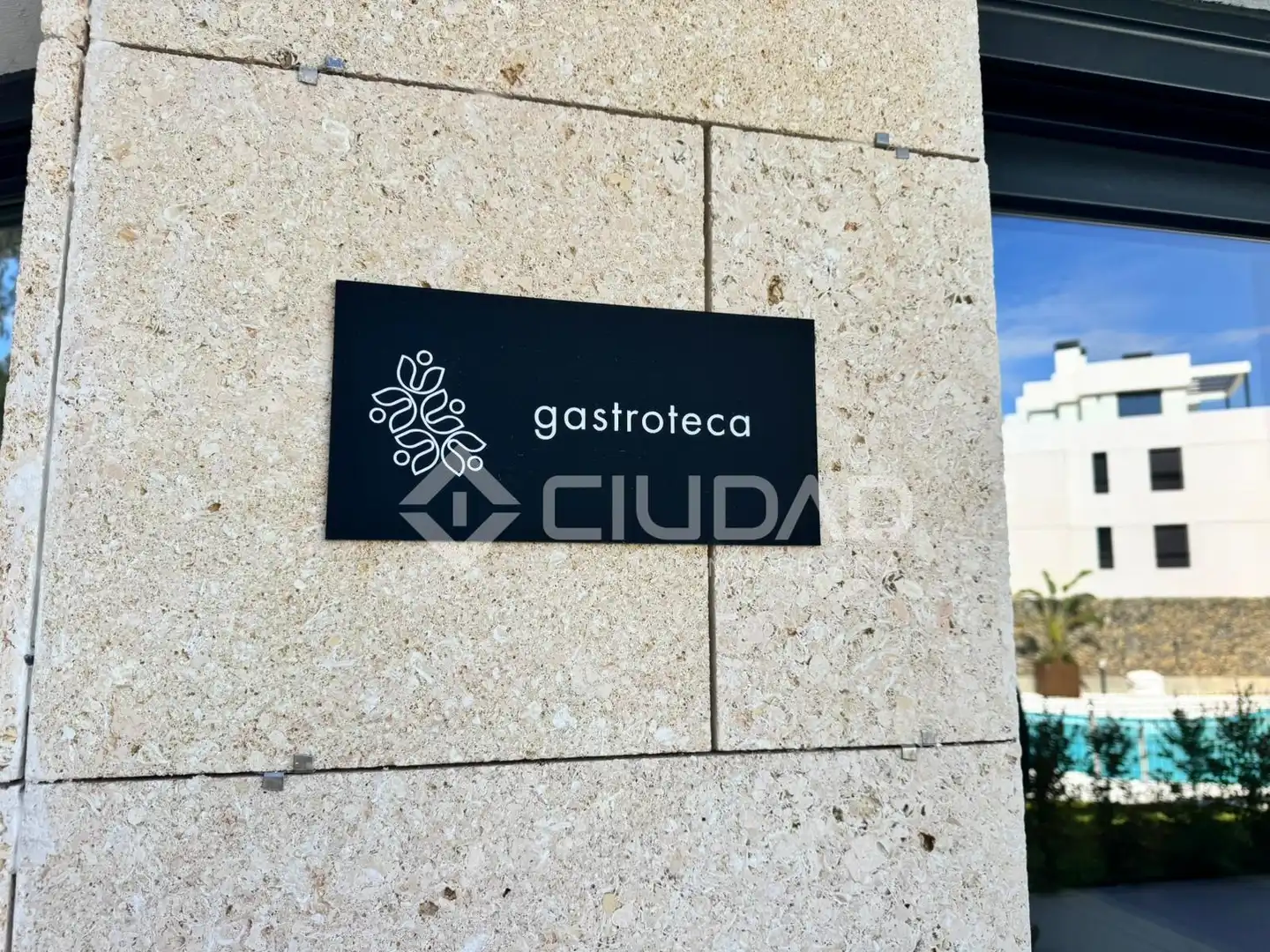 Piso en venta en Sanlúcar de Barrameda con Jardín privado, Terraza y Trastero