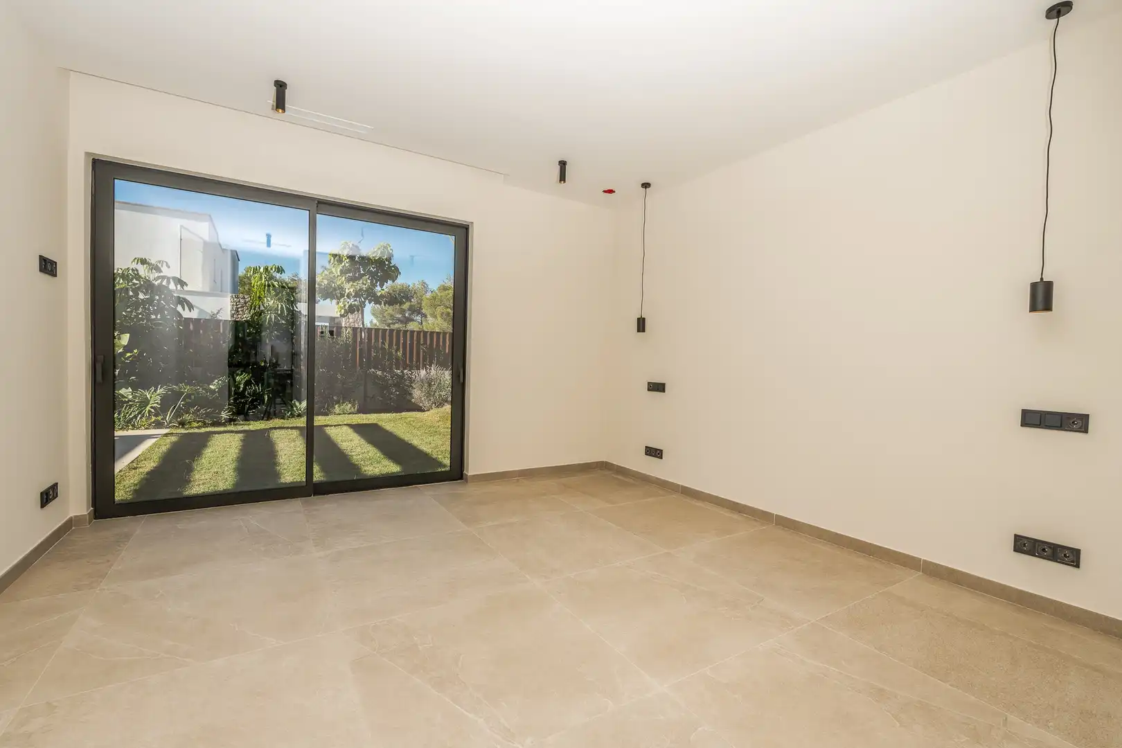 Houses for sale in Jávea / Xàbia  with Air Conditioner, Heating and Private garden