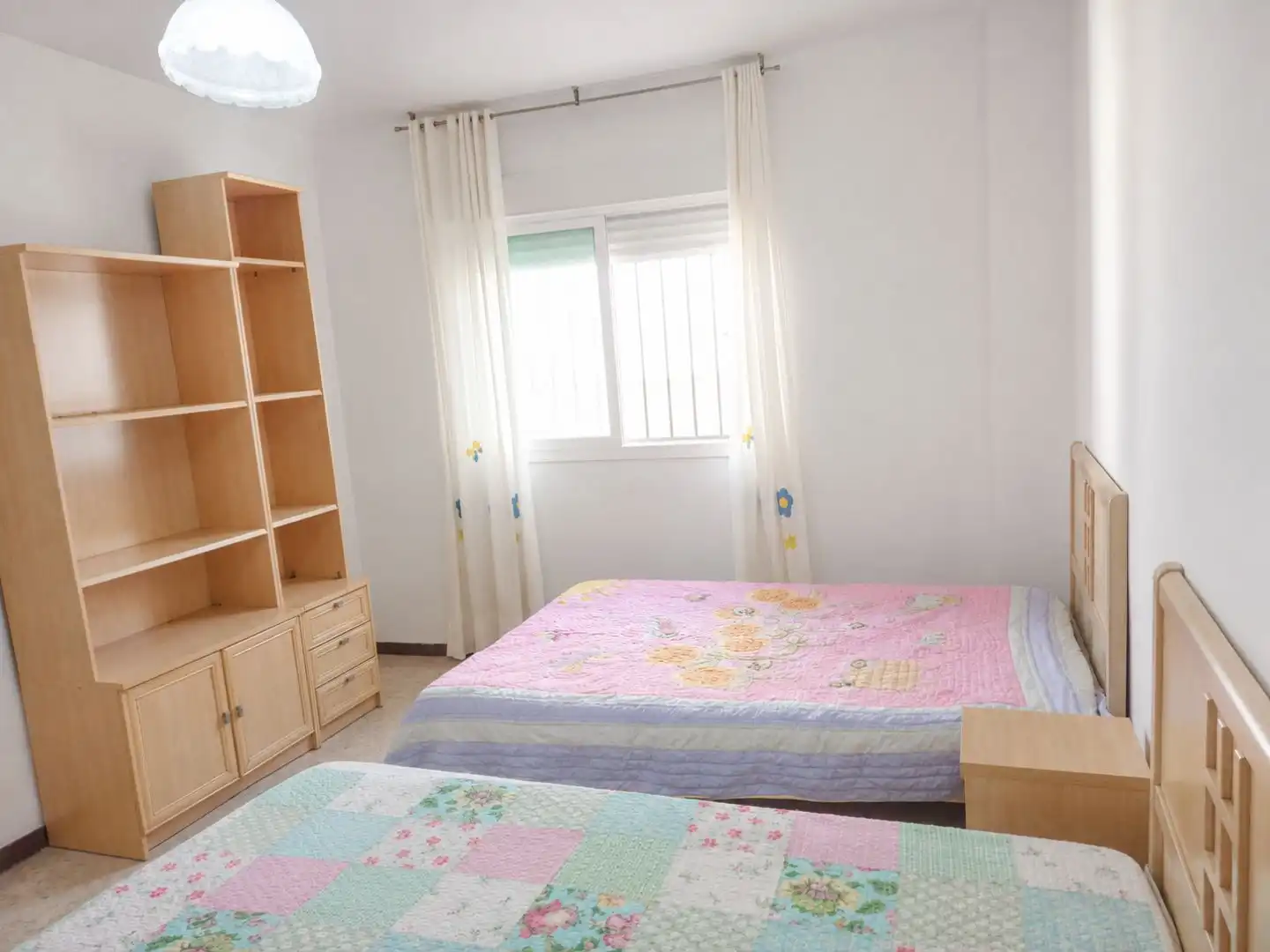 Bedroom of Flat for sale in Casco Antiguo