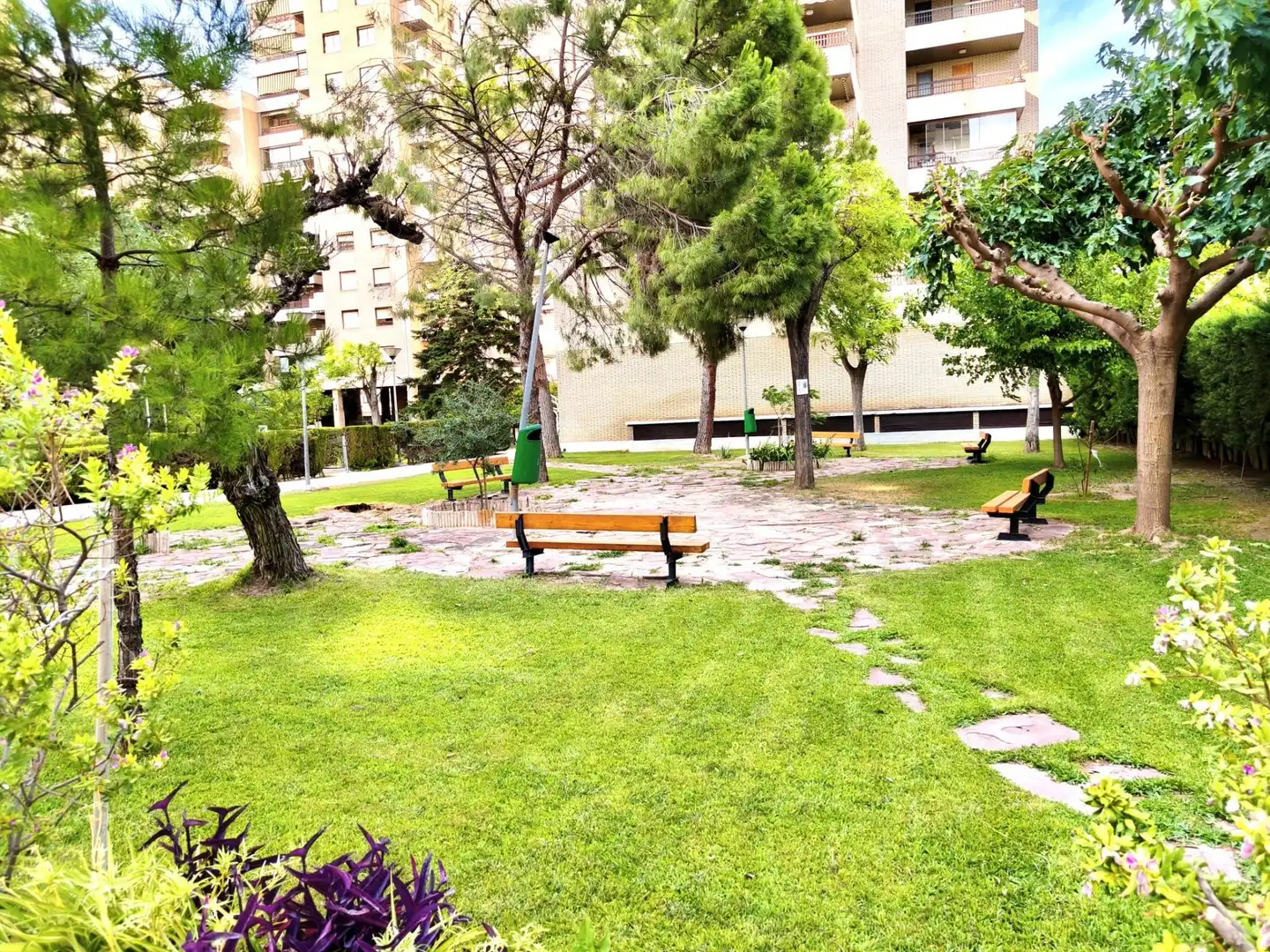 Jardí de Pis de lloguer en Zaragoza amb Aire condicionat, Calefacció i Terrassa