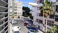 Vista exterior de Pis en venda en Las Palmas de Gran Canaria