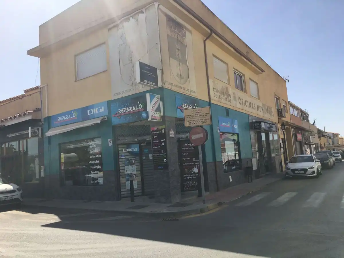 Local comercial en venda a PASEO DE CARLOS CANO SN, imagen 16