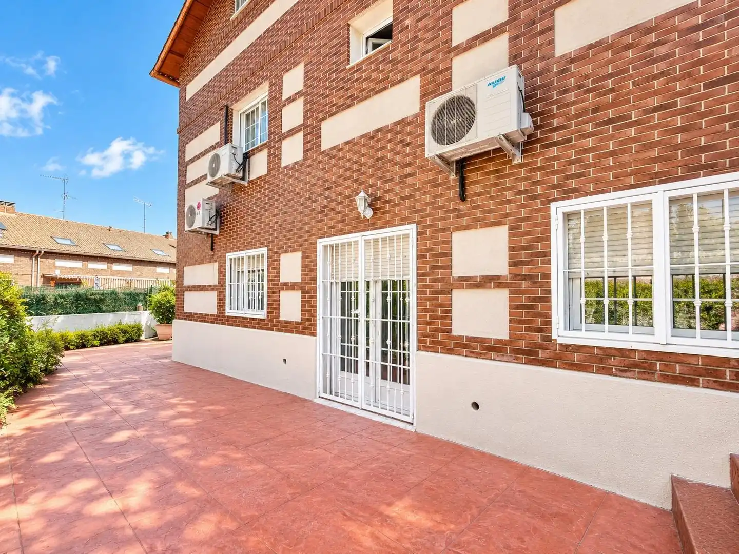 Casa adosada de alquiler en Torrecastillo
