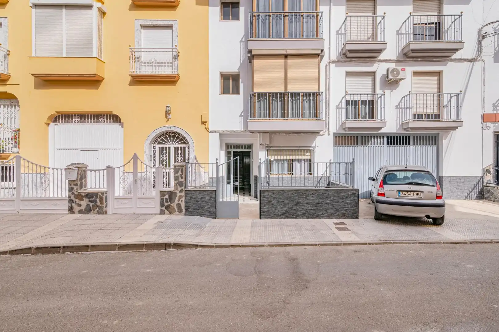 Vista exterior de Piso en venta en Loja con Amueblado y Balcón