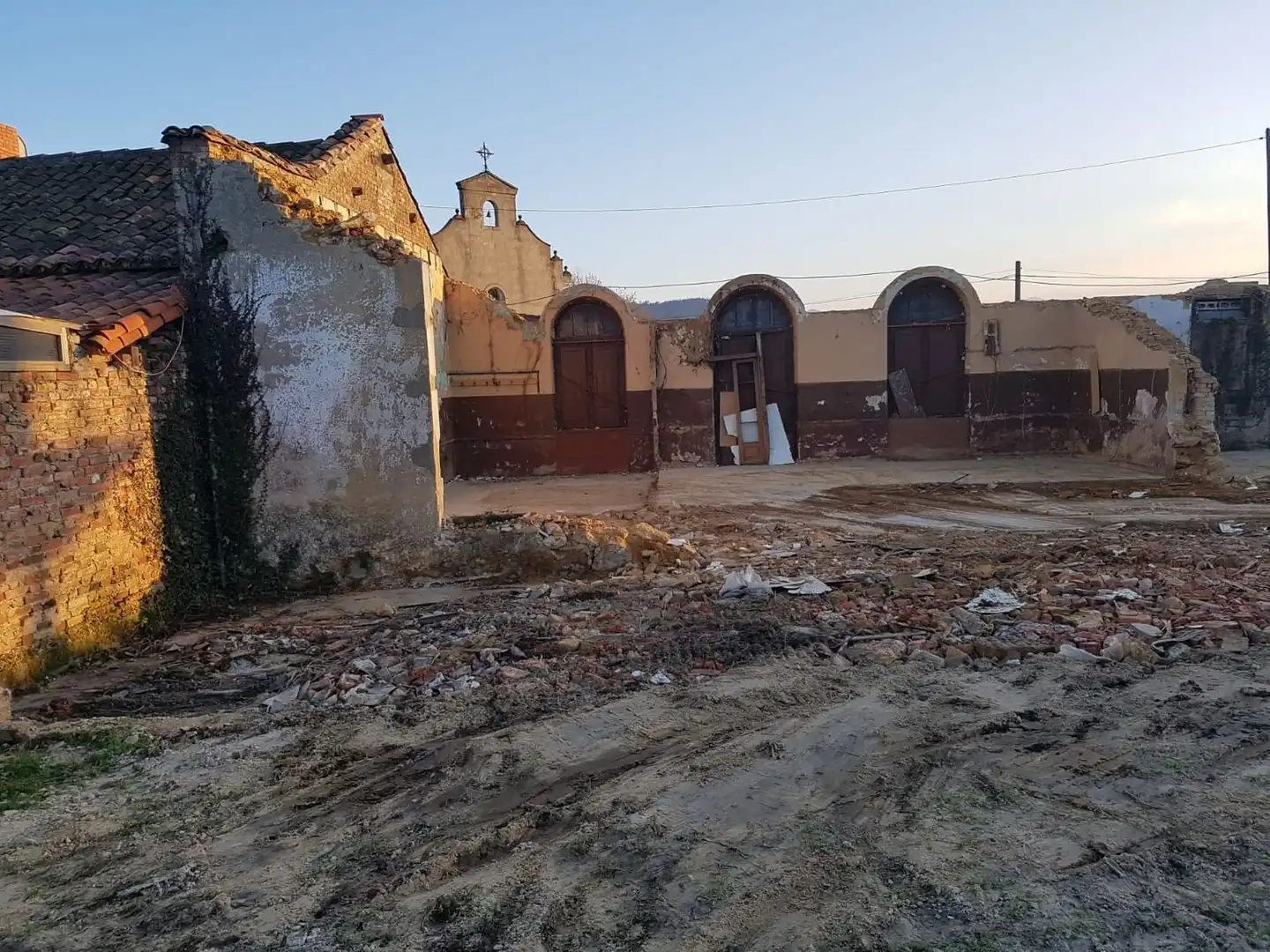 Residencial en venda a La Felguera
