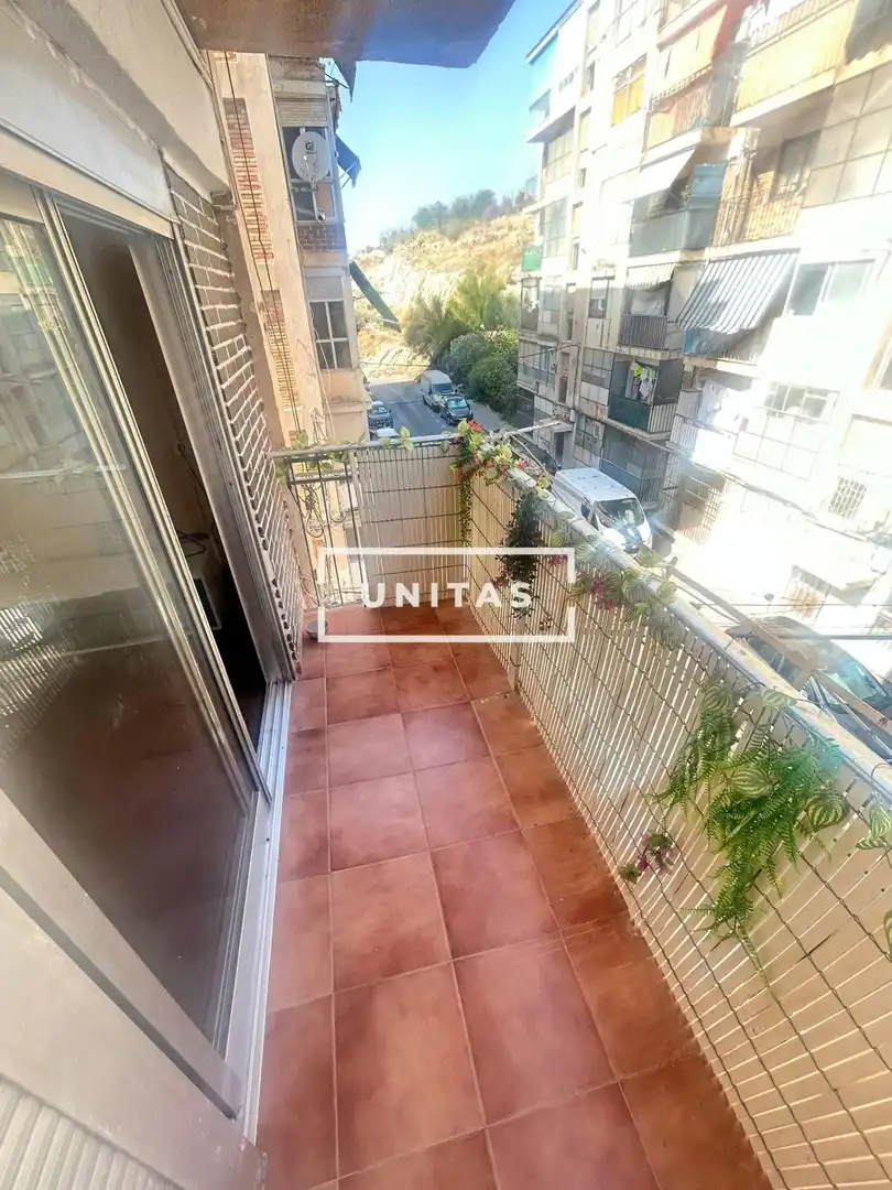 Terrassa de Pis en venda en Alicante / Alacant amb Balcó