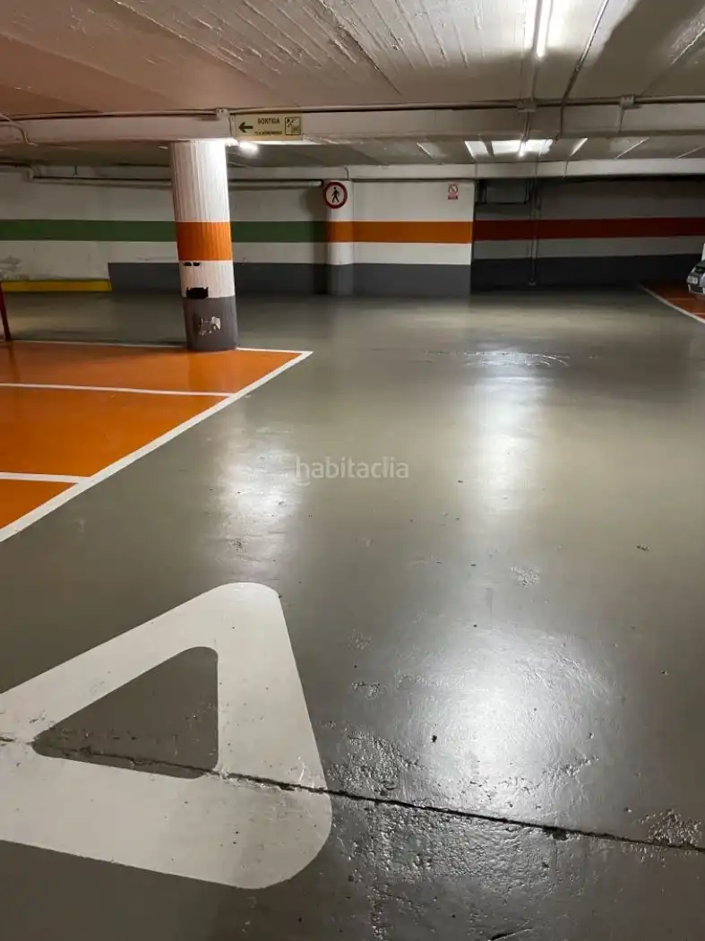 Individual en venda a Carrer de Pau Piferrer 107B
