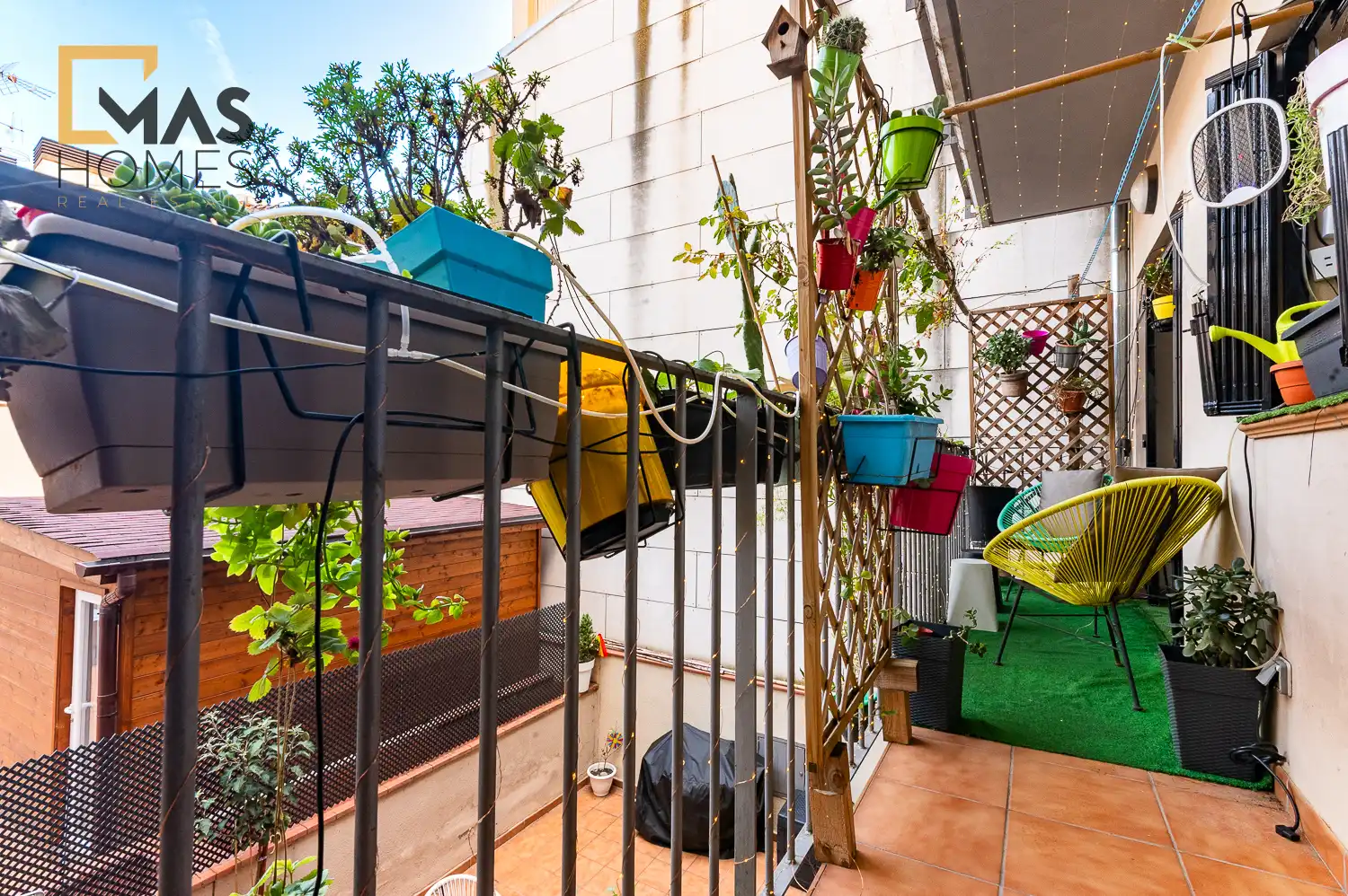 Terrasse von Erdgeschoss zum Verkauf in Martorell mit Balkon