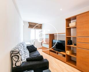 Living room of Flat to rent in  Barcelona Capital  with Air Conditioner, Heating and Furnished