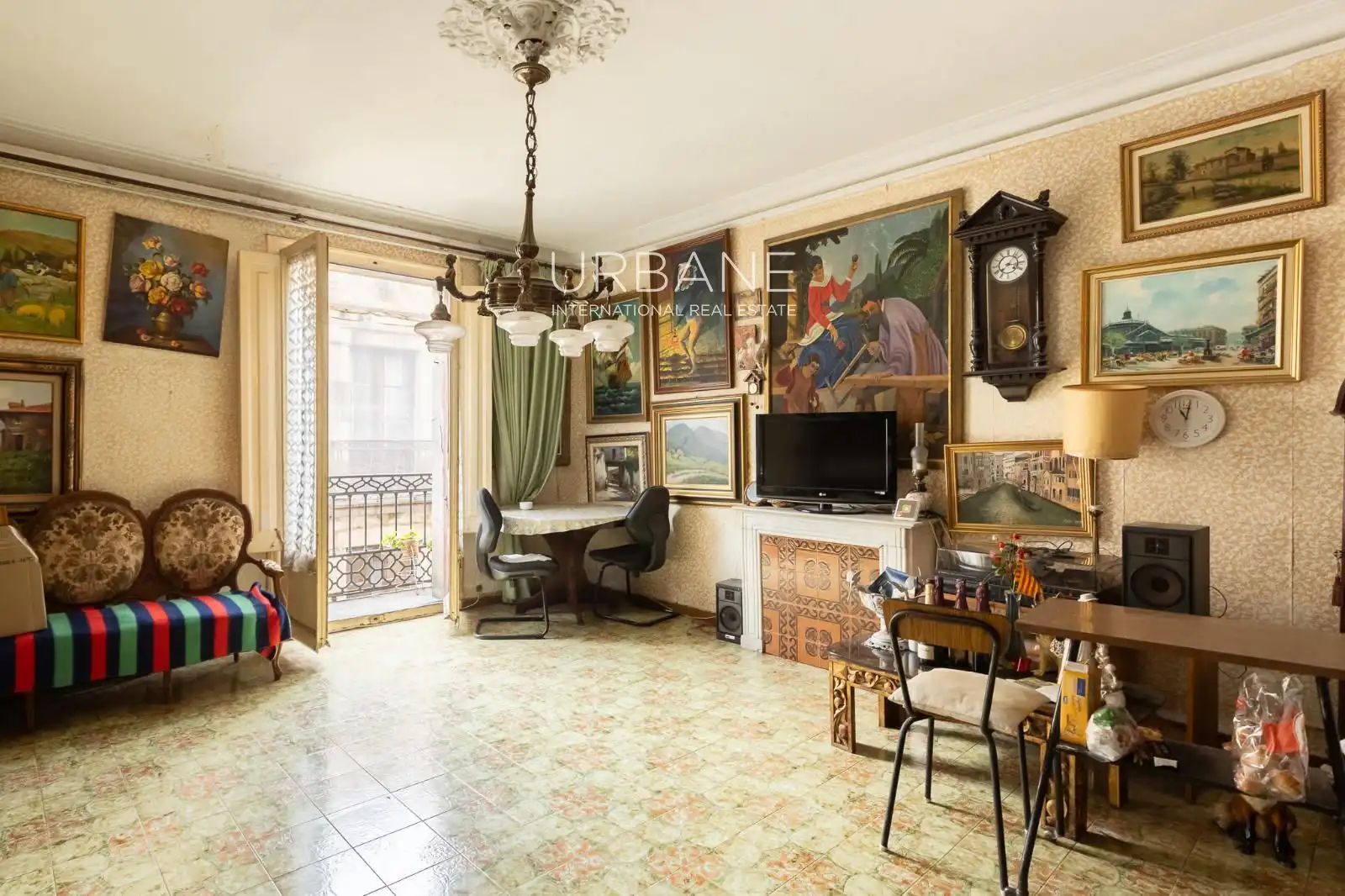 Flat for sale in Palau, Barri Gòtic
