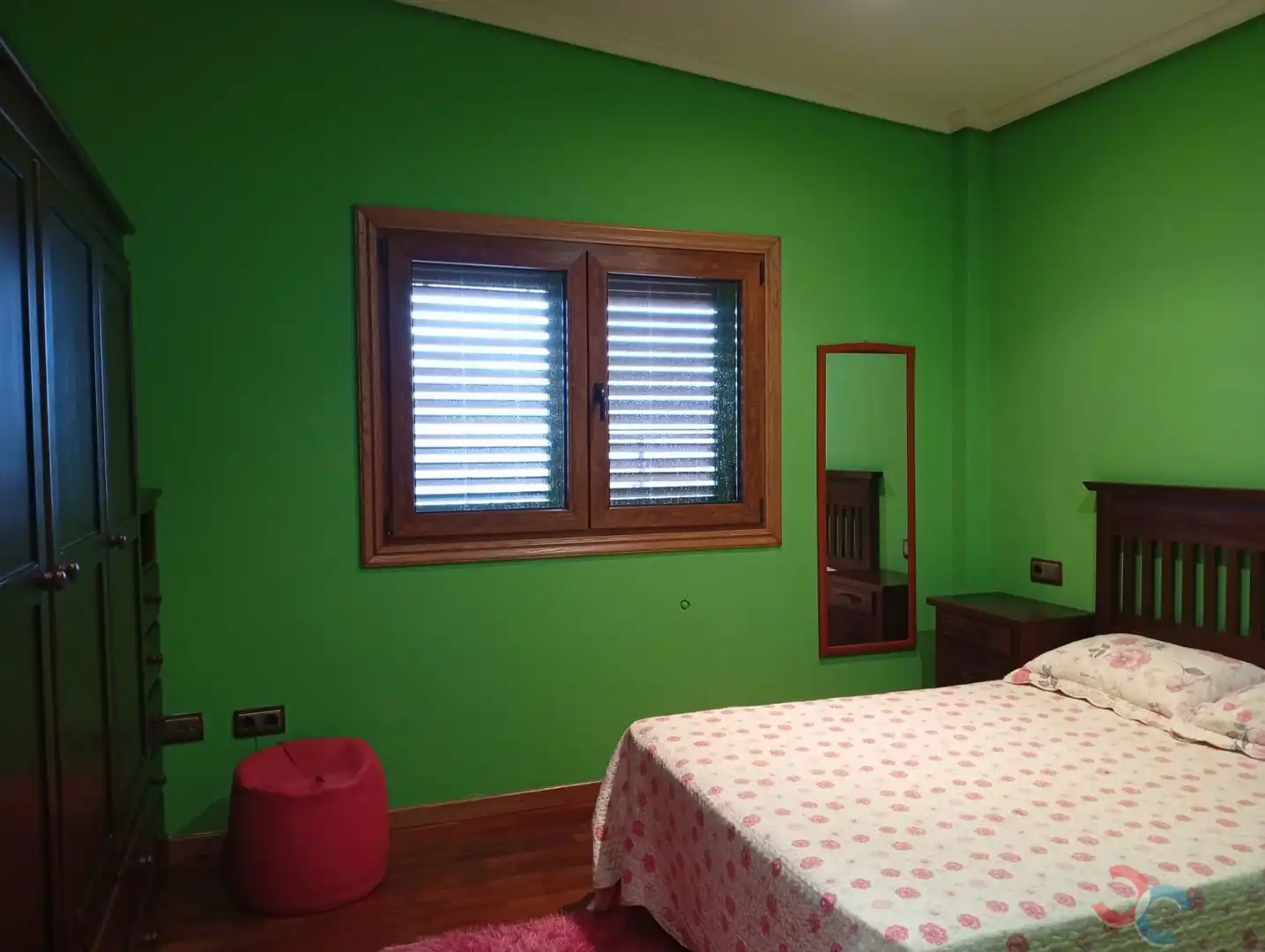 Dormitori de Casa o xalet en venda en Redondela amb Piscina