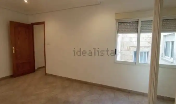 Piso de alquiler en Carrer de Joan d'Àustria, Centro