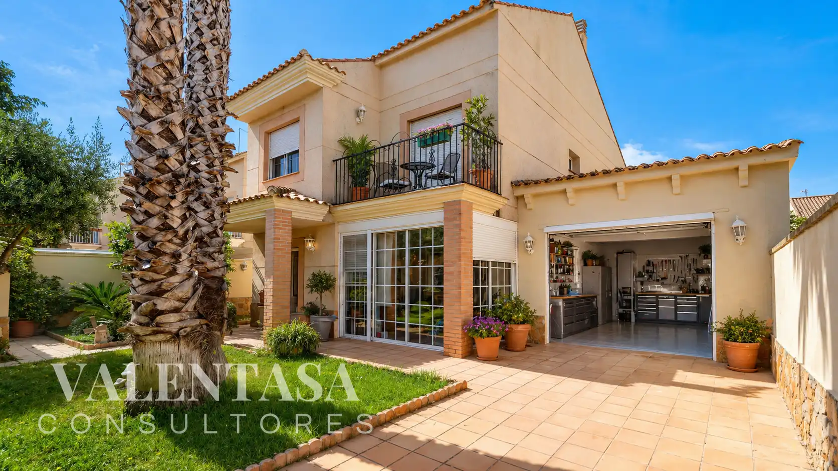 Exterior view of Houses for sale in L'Eliana  with Air Conditioner, Heating and Private garden