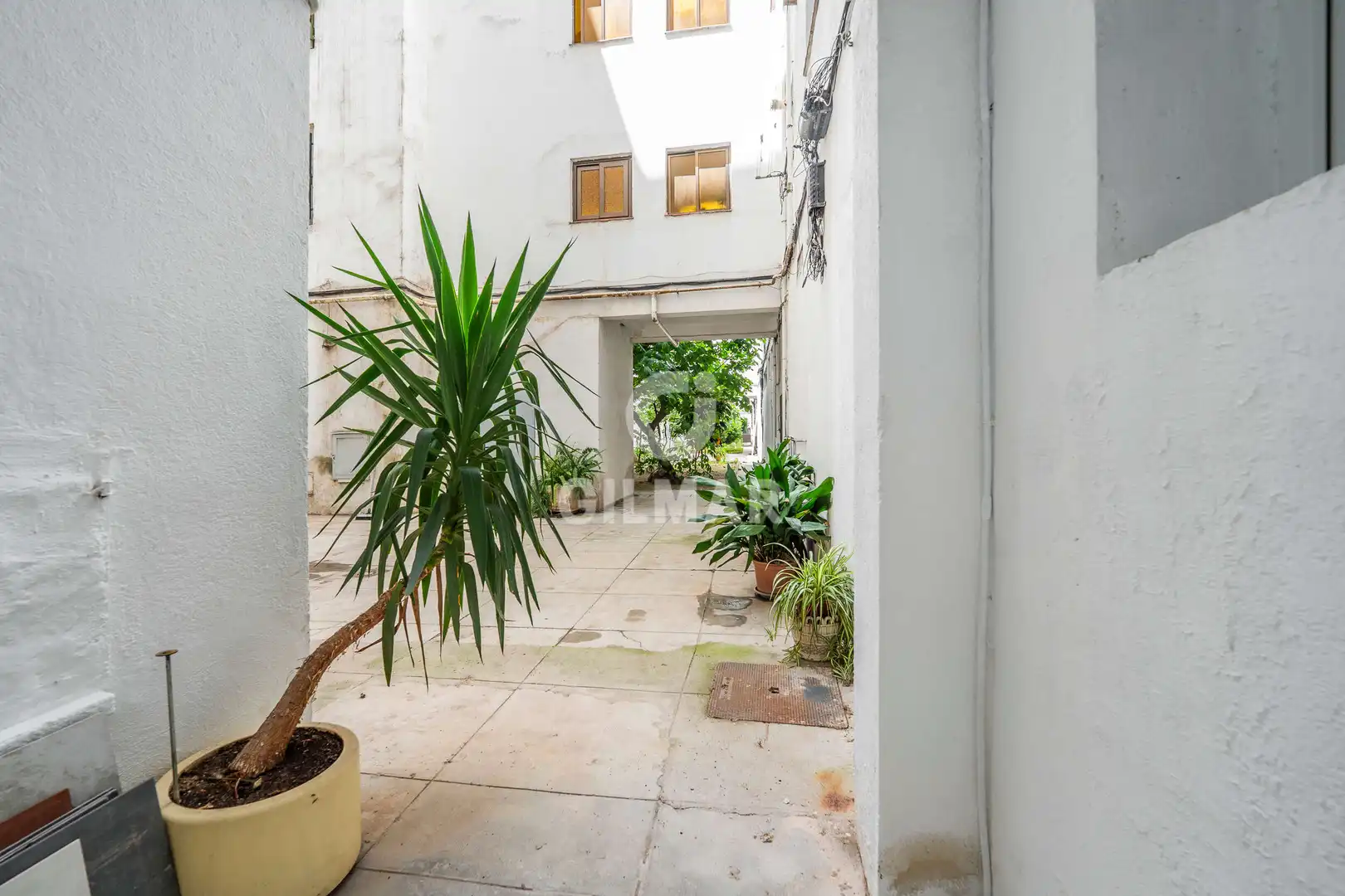 Vista exterior de Apartament en venda en Madrid amb Calefacció