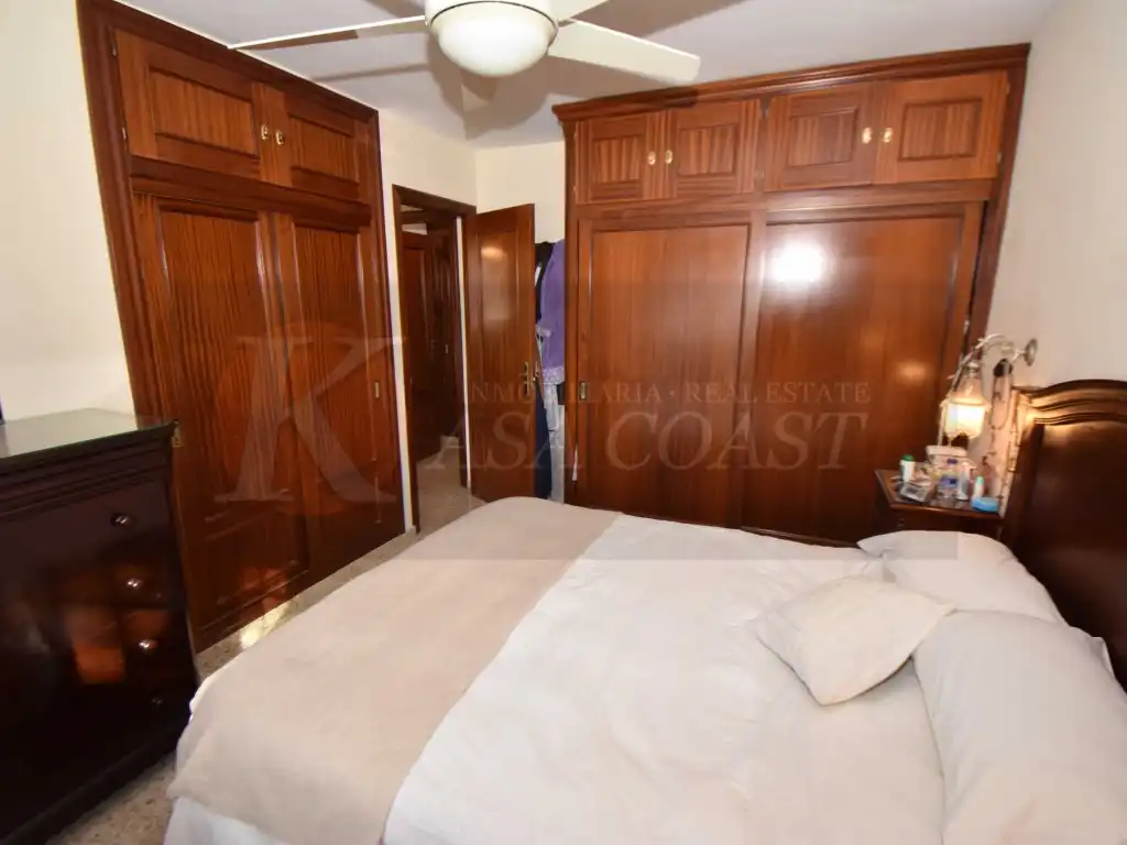 Bedroom of Flat for sale in Fuengirola  with Air Conditioner, Private garden and Terrace