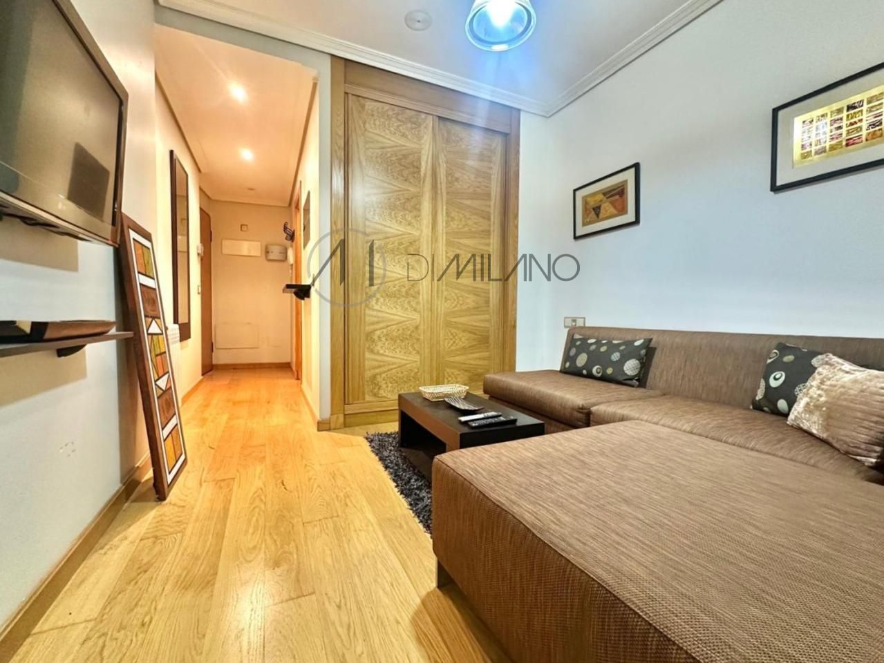 Living room of Study to rent in Vigo   with Heating, Parquet flooring and Furnished