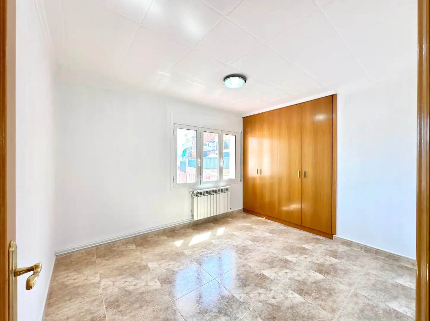 Bedroom of Flat for sale in Torelló  with Heating, Terrace and Storage room