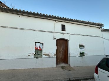House for sale in CALLE MORENO NIETO