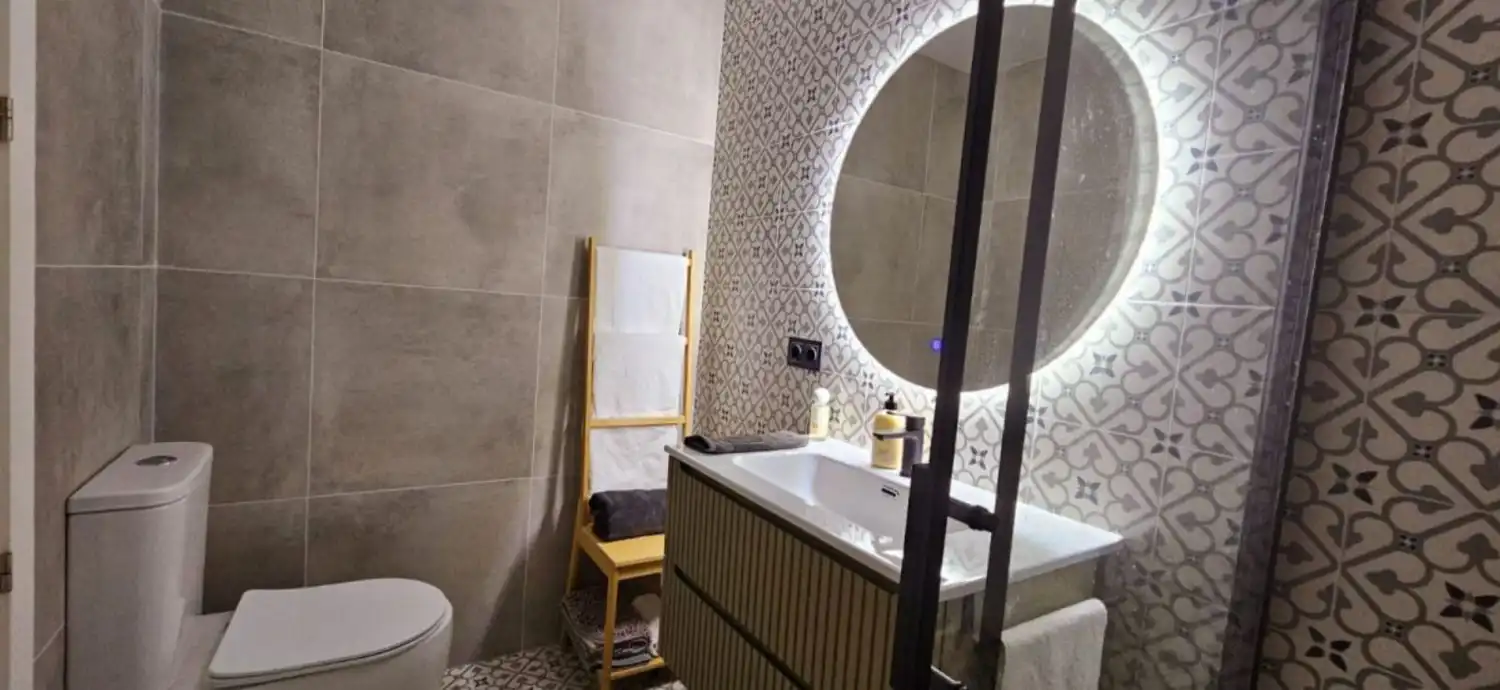 Bathroom of Flat for rent in Málaga  with Heating and Furnished