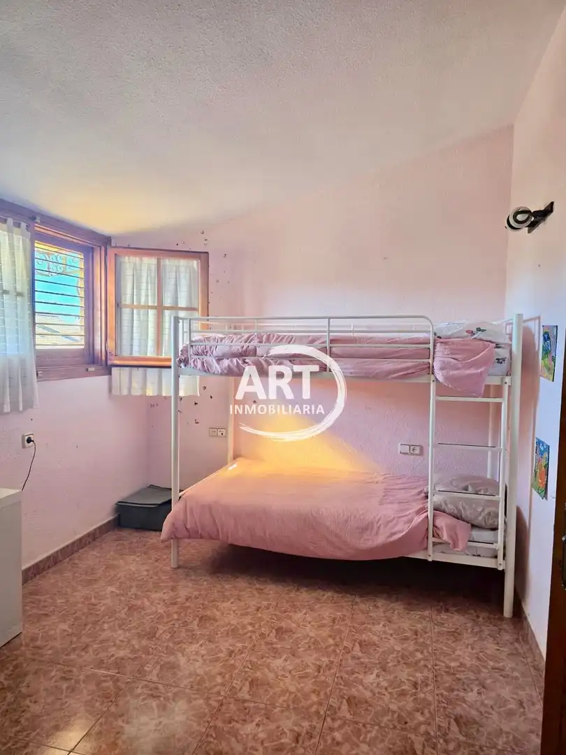 Schlafzimmer von Einfamilien-Reihenhaus zur Miete in Godella mit Klimaanlage, Heizung und Terrasse
