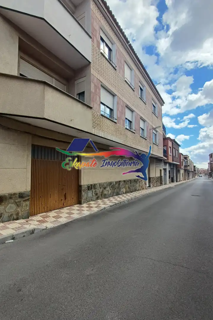 Vista exterior de Edificio en venta en Villacañas