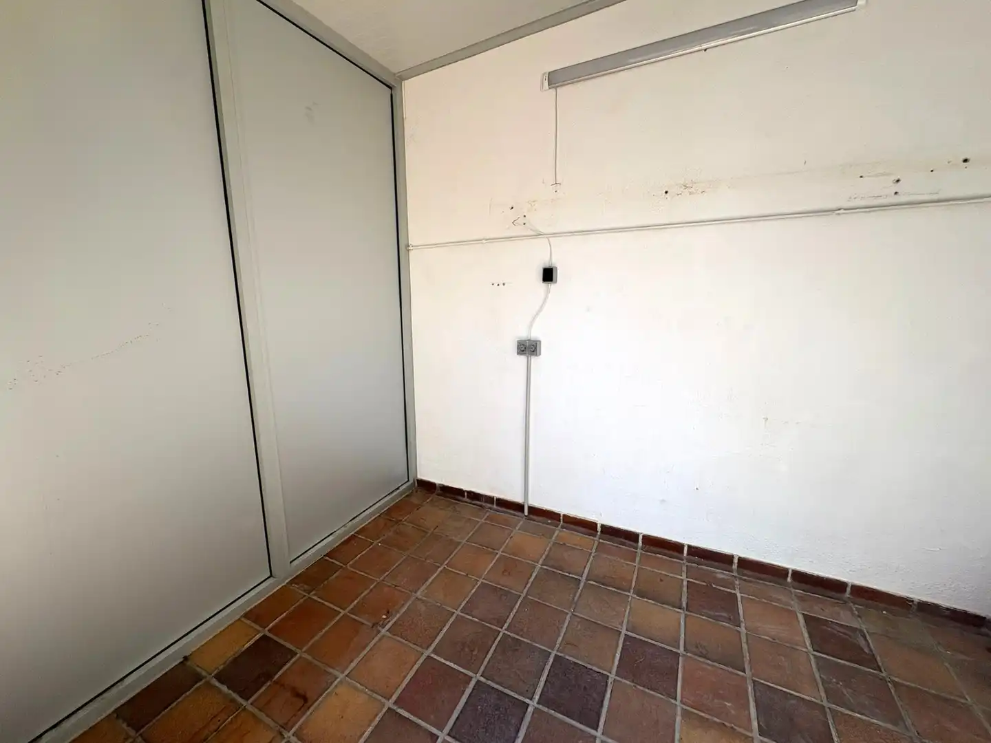 Einfamilien-Reihenhaus zum Verkauf in Terrassa mit Klimaanlage, Heizung und Terrasse