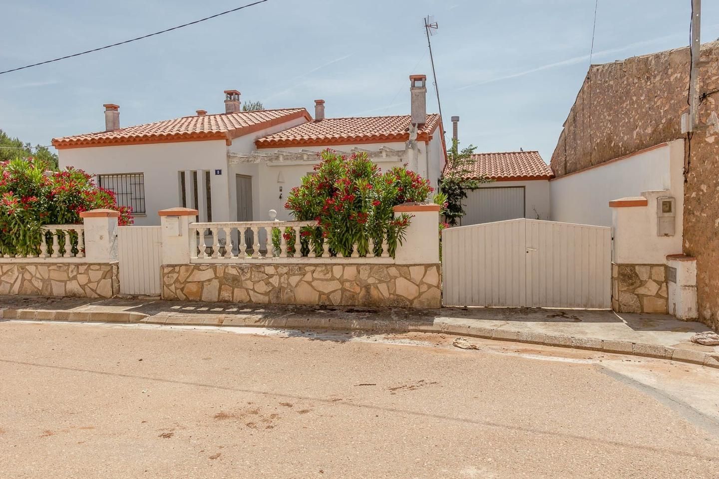 Exterior view of House or chalet for sale in Balsa de Ves  with Heating, Private garden and Terrace