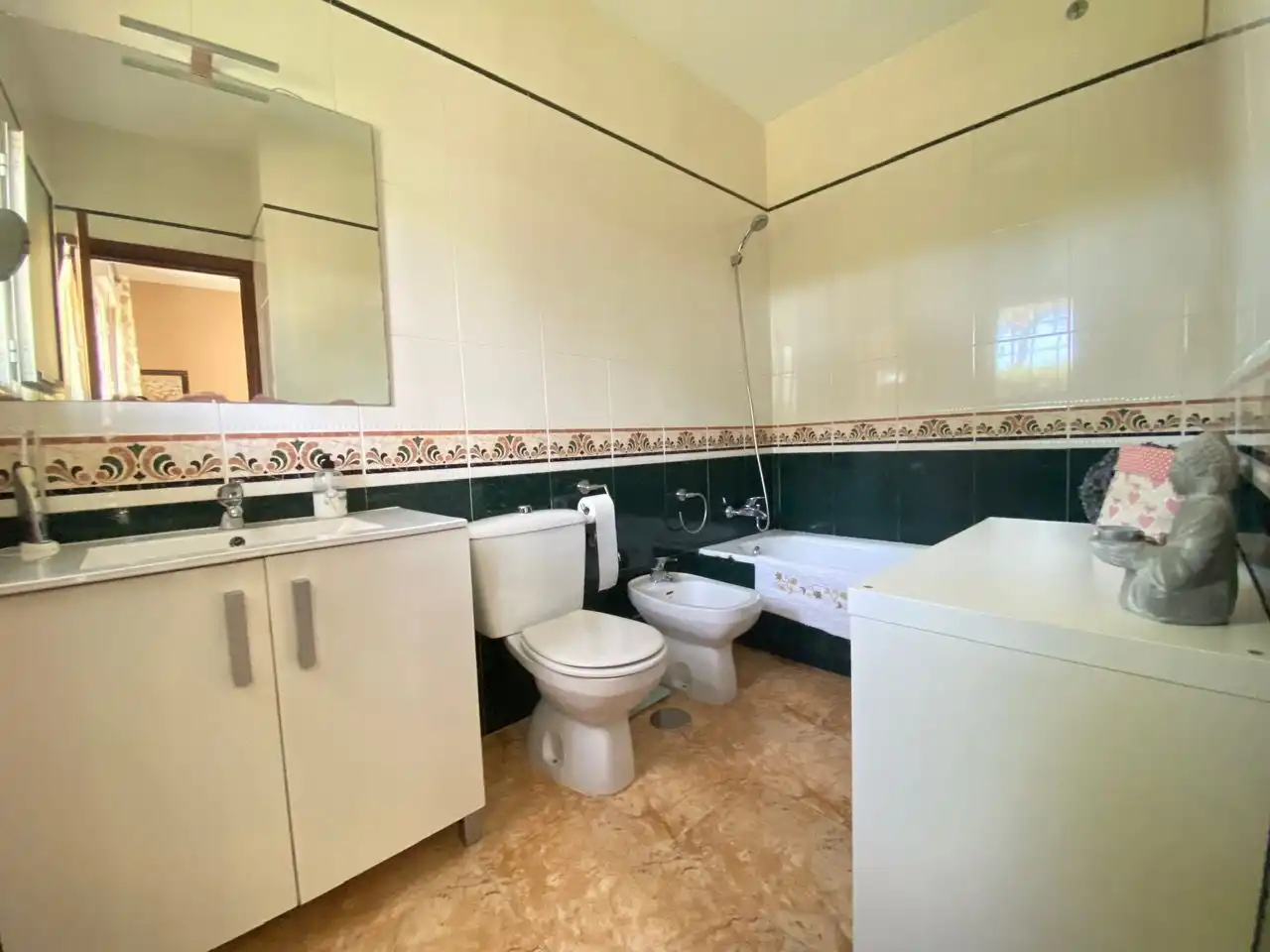 Baño de Casa o chalet en venta en Aljaraque con Aire acondicionado, Jardín privado y Trastero