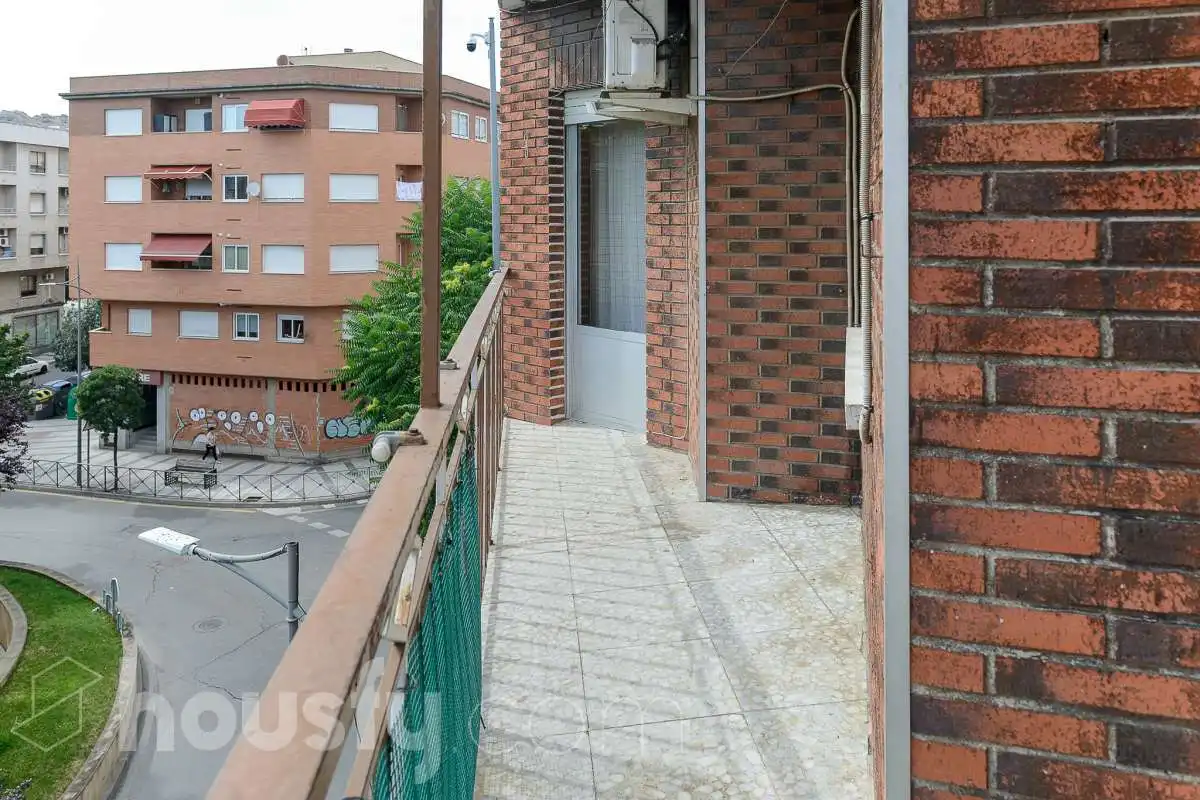 Vista exterior de Pis en venda en Puertollano amb Aire condicionat, Terrassa i Moblat