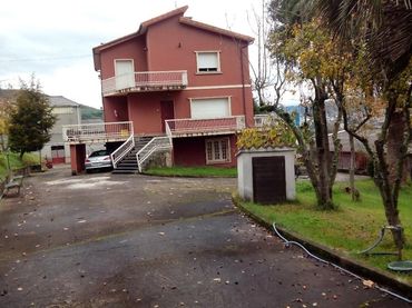 Casa con balcone in vendita a Lugar Quintela Canedo