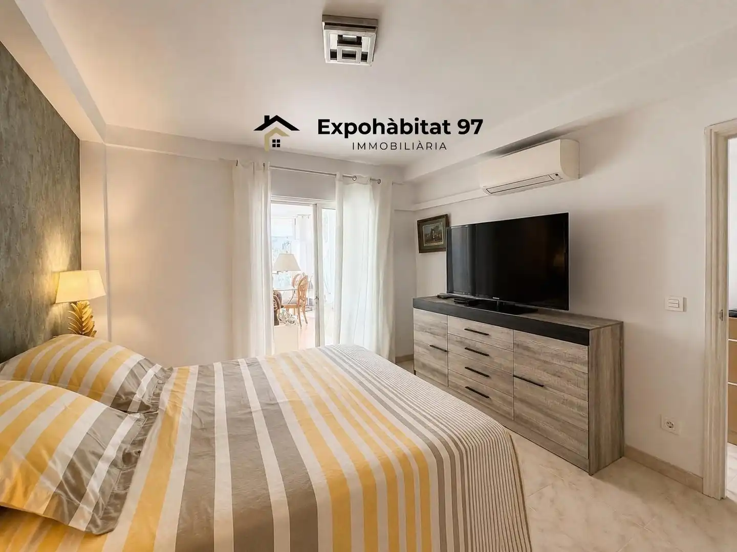 Habitación de Apartamento en venta en Salou con Aire acondicionado y Calefacción