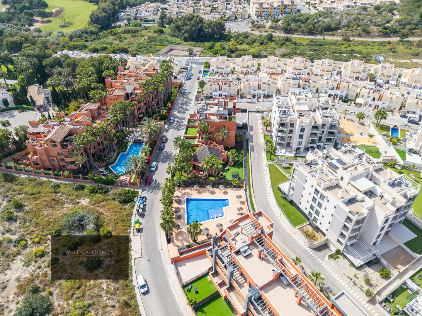 Vista exterior de Ático en venta en Orihuela con Aire acondicionado, Calefacción y Terraza