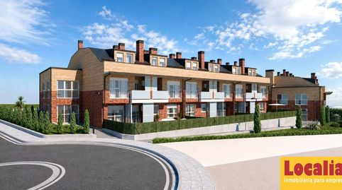 Obra nueva vivienda con jardín y garaje, Mortera