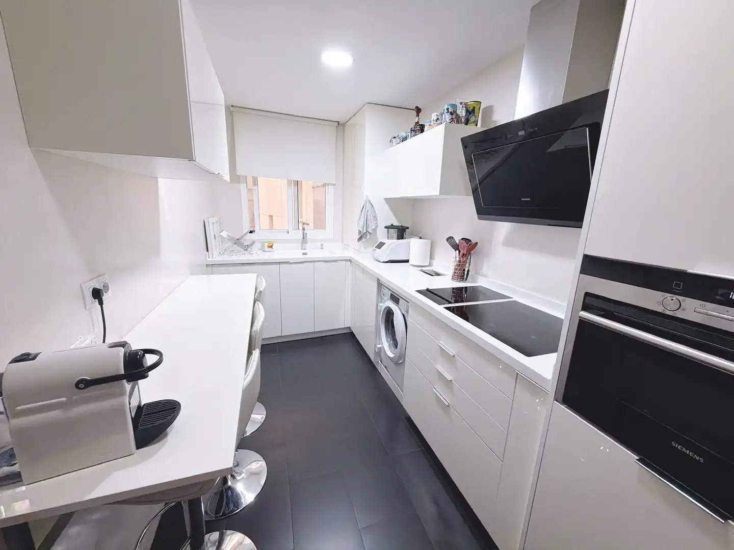 Piso con ascensor en venta en Entrenúcleos