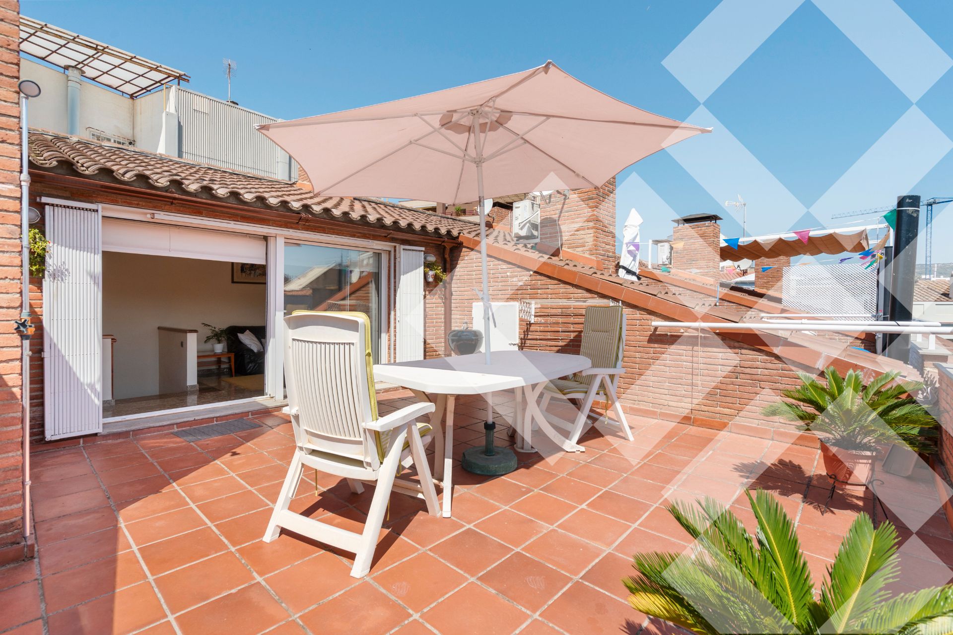 Terraza de Casa adosada en venta en Badalona con Aire acondicionado, Calefacción y Jardín privado