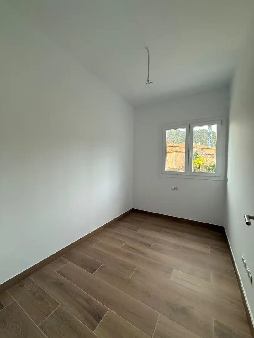 Habitación de Piso de alquiler en Cabrera de Mar con Aire acondicionado y Balcón