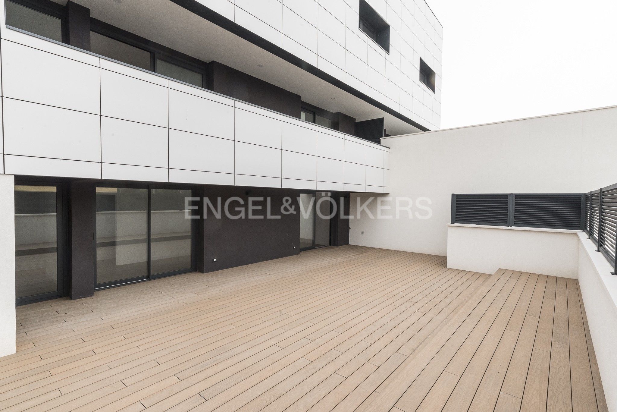 Terrasse von Maisonette zum Verkauf in Gavà mit Klimaanlage, Heizung und Privatgarten