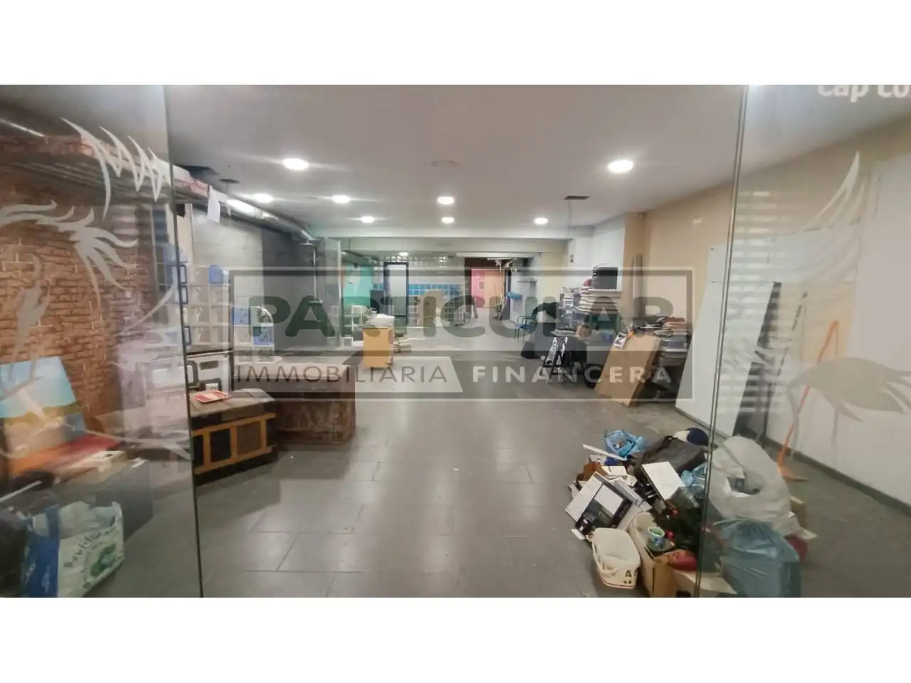 Local commercial à vendre à Calle Pere Sanfeliu 19, imagen 4