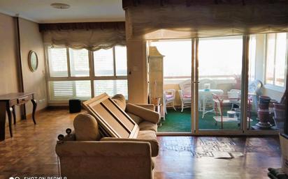 Living room of Flat for sale in  Cádiz Capital  with Air Conditioner and Terrace