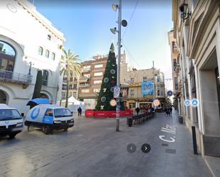 Vista exterior de Edifici en venda en Badalona