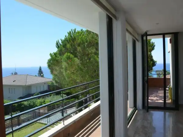 Casa o xalet de lloguer a Urbanitzacions