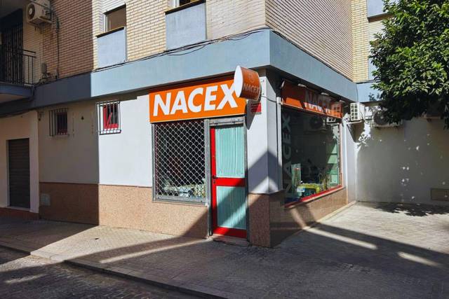 Local comercial en Alquiler en Avenida RONDA DE TRIANA en Triana Oeste