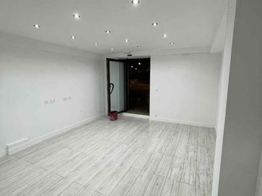 Business premises to rent in Foru Plaza 21