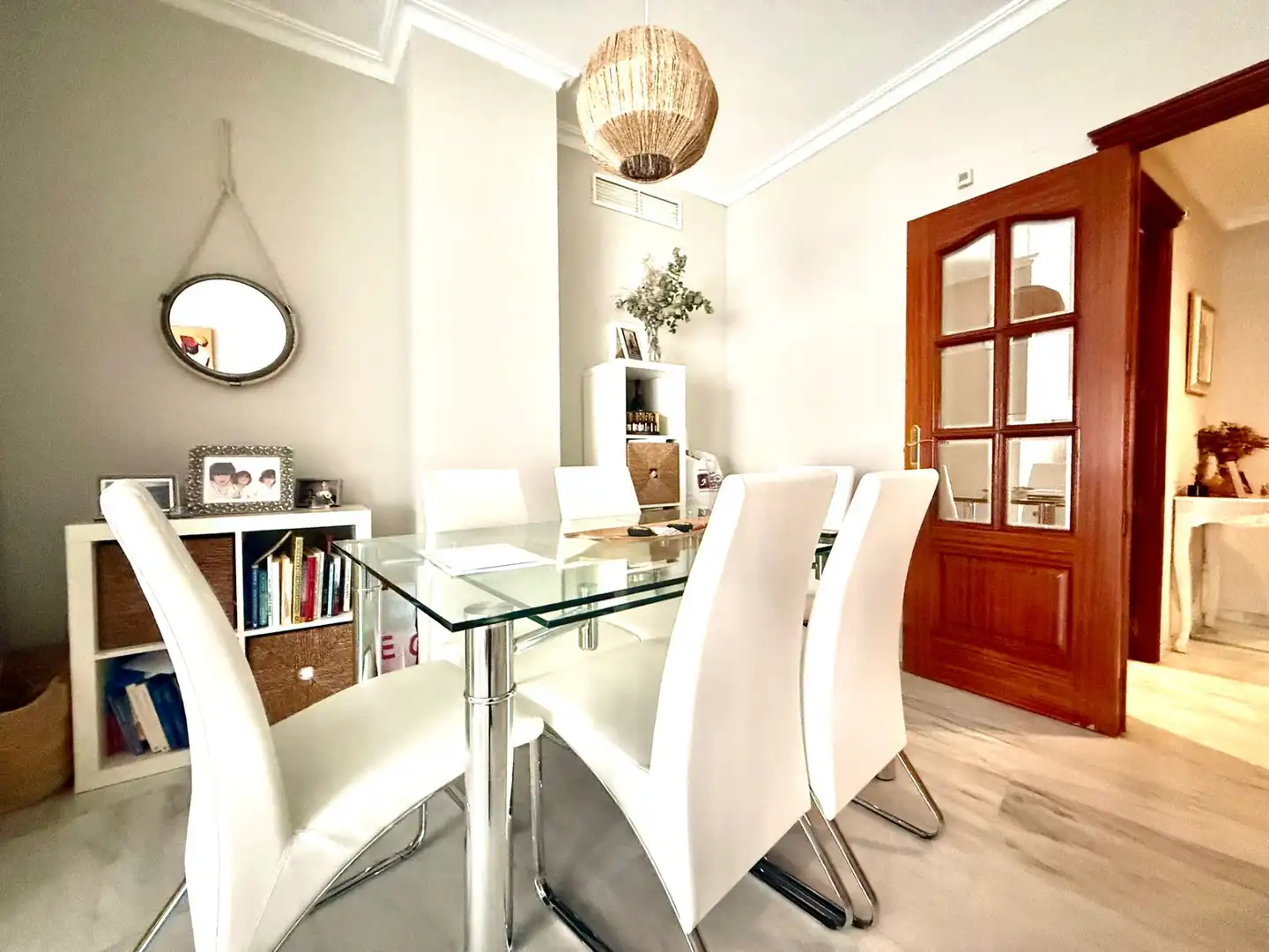 Dining room of Flat for sale in Sevilla  with Furnished