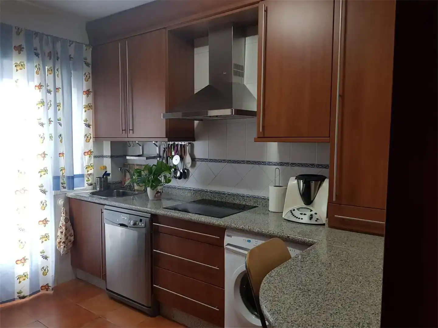 Cocina de Piso en venta en Trujillo con Aire acondicionado y Balcón