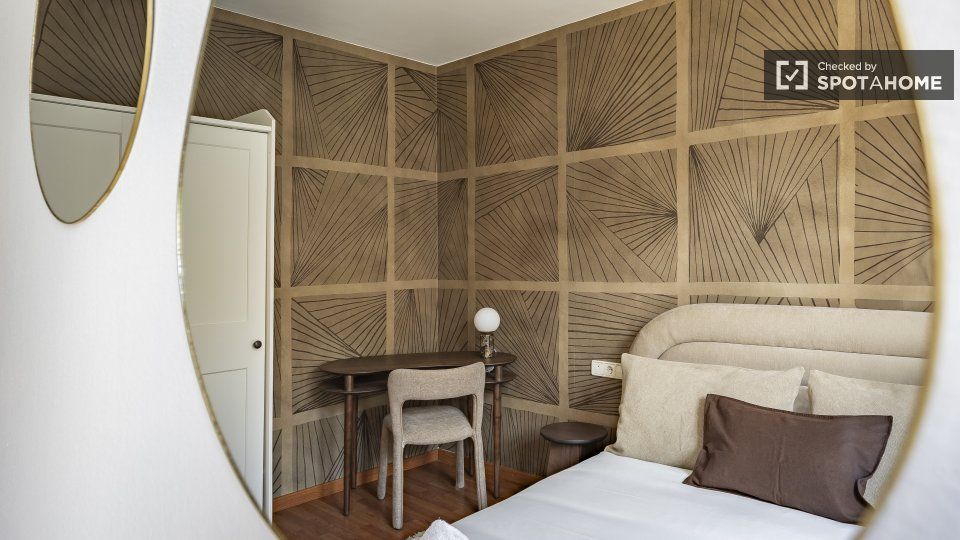 Dormitori de Pis de lloguer en  Barcelona Capital amb Aire condicionat, Calefacció i Moblat