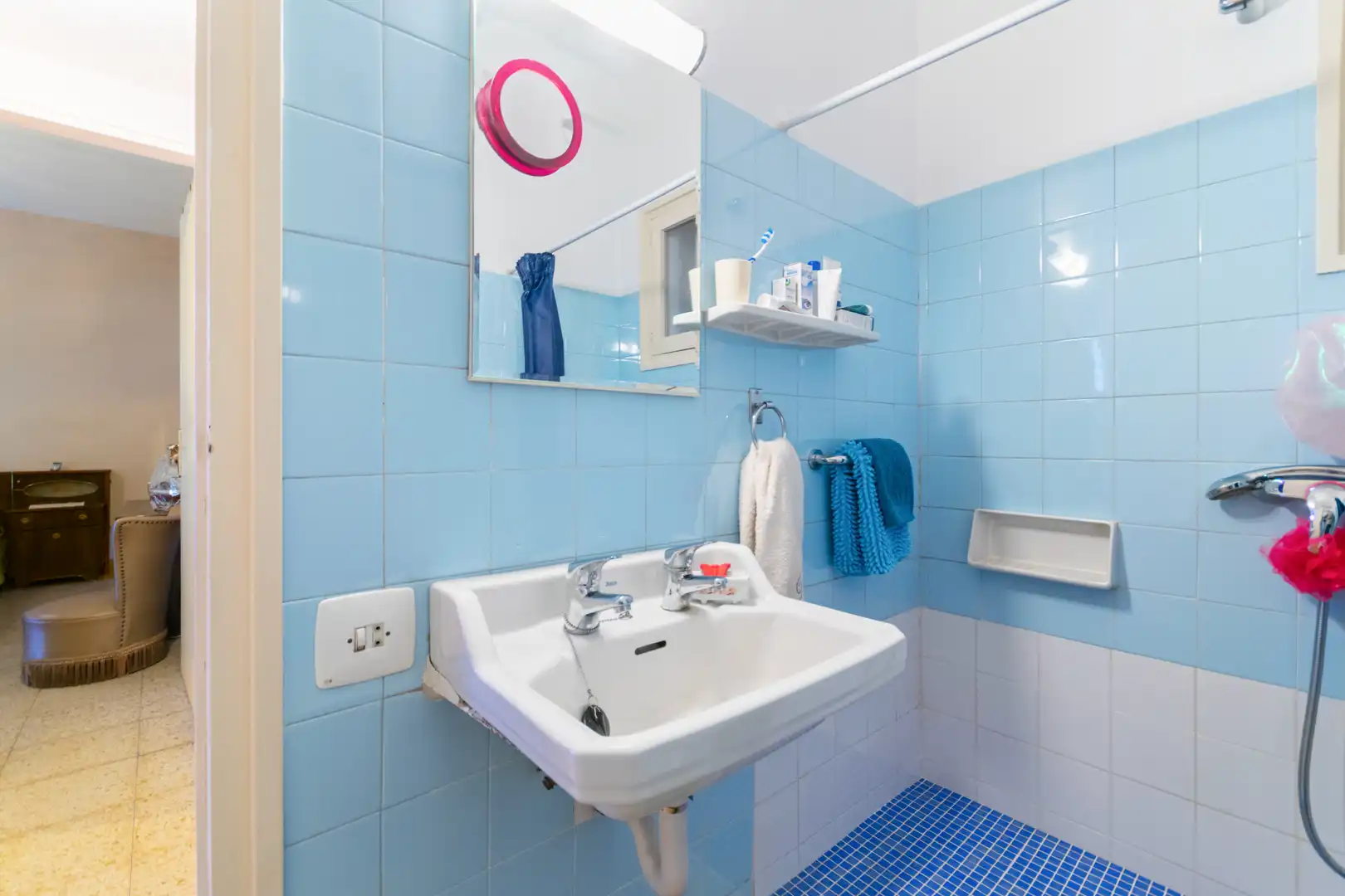 Bathroom of Flat for sale in Barcelona  with Heating, Terrace and Balcony