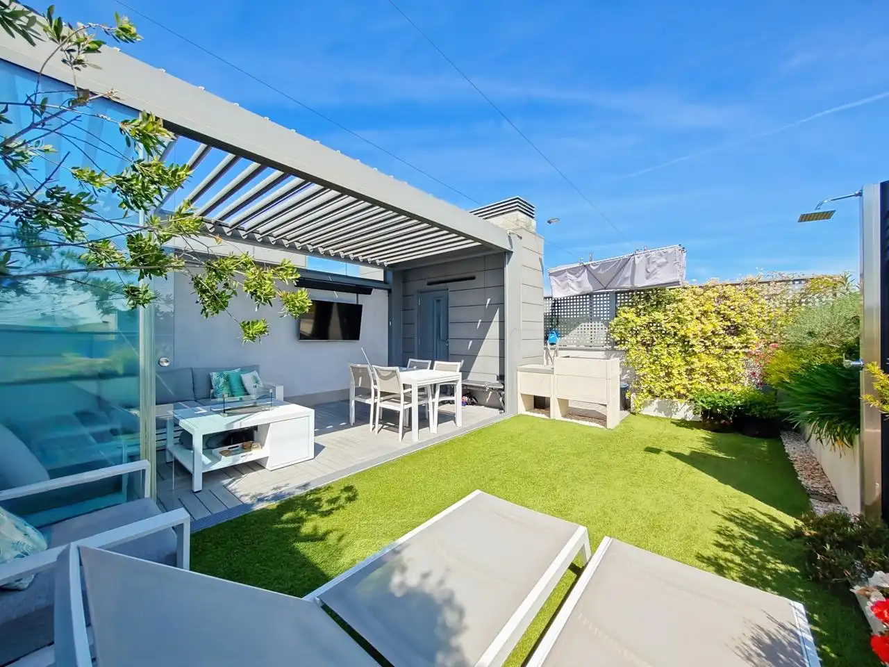Terrasse von Maisonette zum Verkauf in Madrid mit Klimaanlage, Heizung und Abstellraum