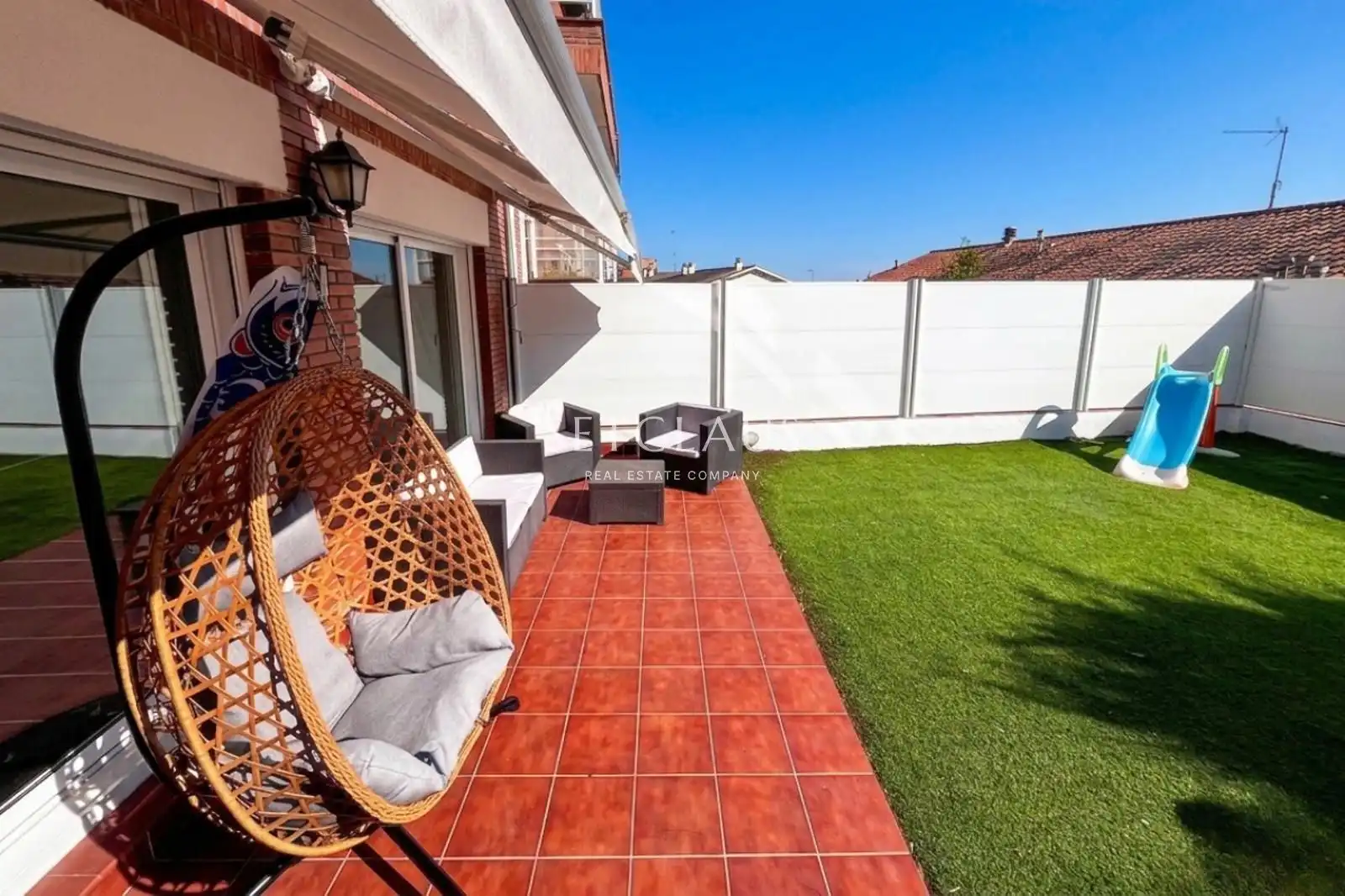 Casa aparellada amb terrassa en venda a Vilassar de Dalt, imagen 2